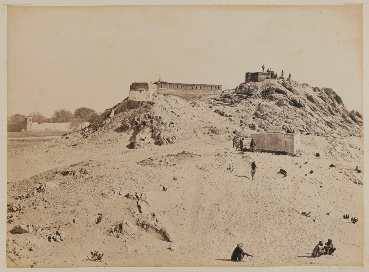 Piper؟ s Hill and Picquet House، Jellalabad، 1879 circa بواسطة غير معروف