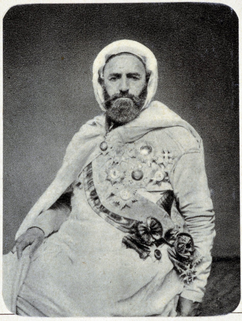بورترية أف أبدلكدر (عبد القادر) إن ١٨٧٥ - فوتوغراف. بواسطة مصور غير معروف