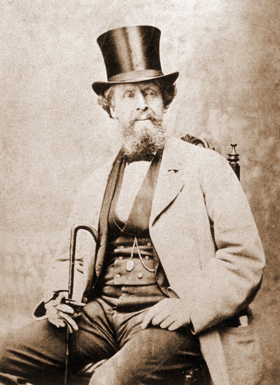 صورة للكاتب الإنجليزي تشارلز ديكنز (1812-1870) حوالي عام 1855. بواسطة مصور غير معروف