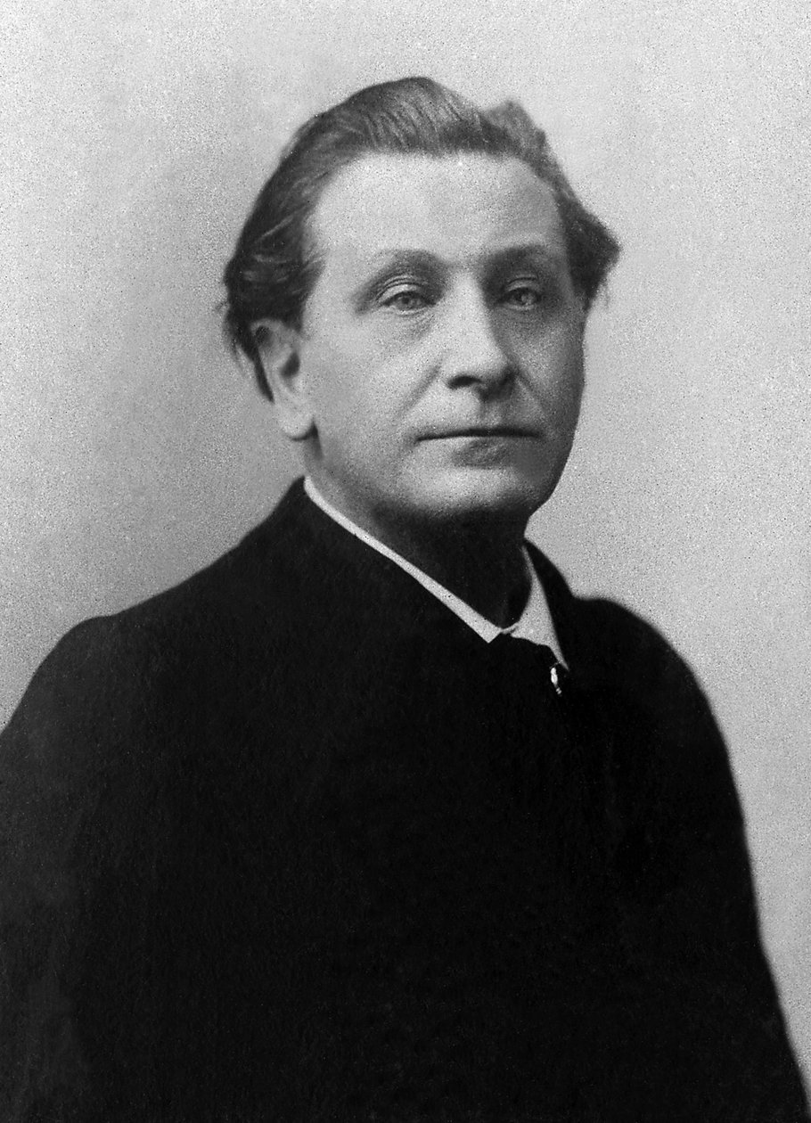 Portrait of Francois Coppee (1842-1908), French playwright and novelist. بواسطة مصور غير معروف