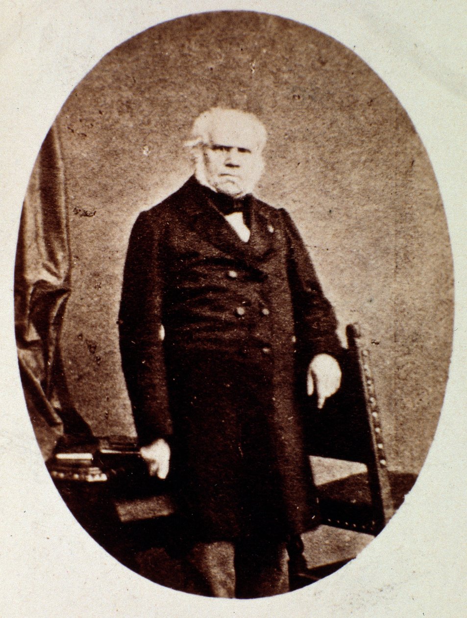 صورة لفرانسوا جوزيف (فرانسوا جوزيف) فيتيس (1794-1871) عالم موسيقي وملحن وناقد ومعلم بلجيكي. القرن ال 19. بولونيا ، سيفيكو ميوزيو ميوزيكو بواسطة مصور غير معروف