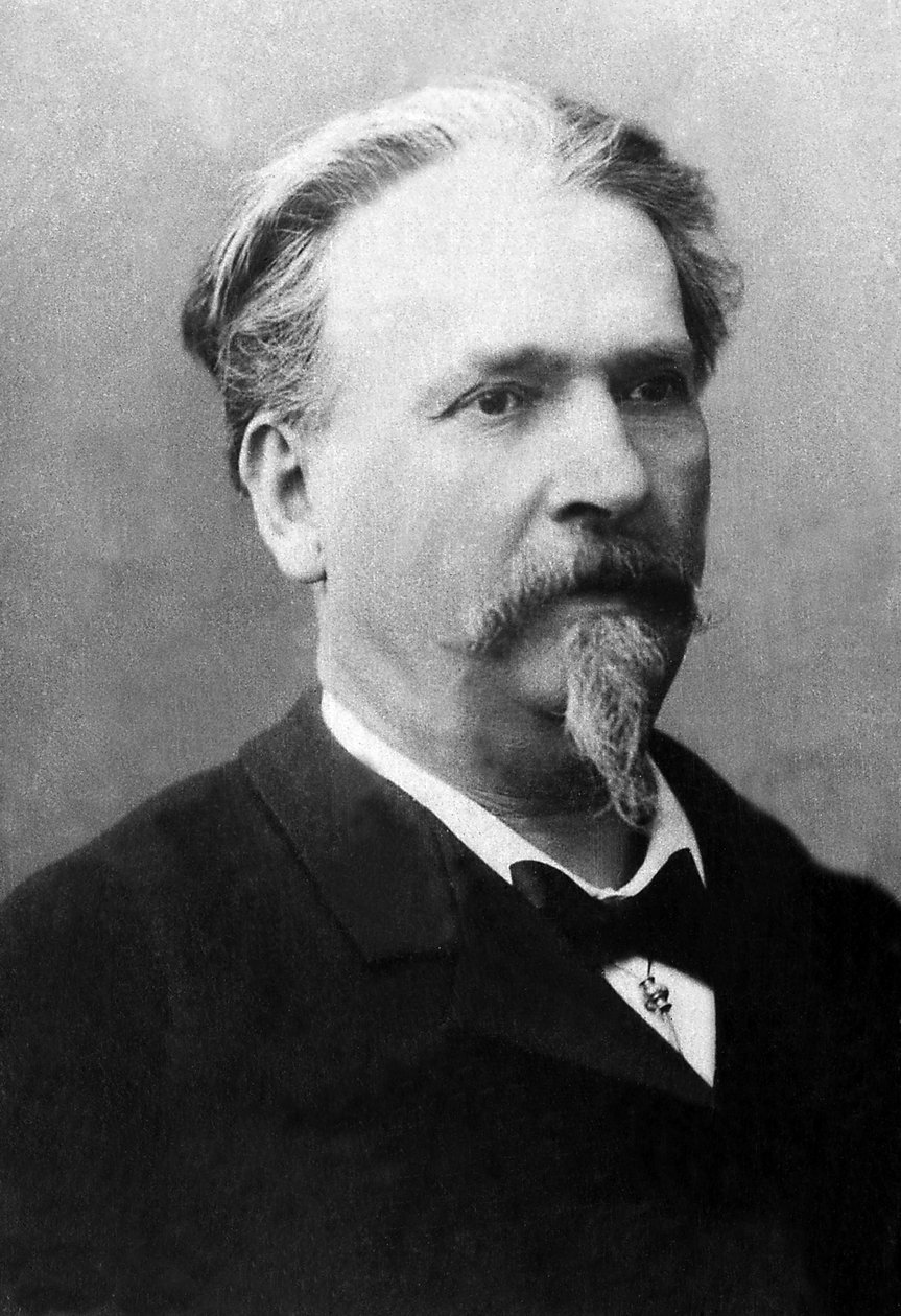 صورة لشاعر وكاتب فرنسي فريدريك ميسترال (1830-1914). بواسطة مصور غير معروف