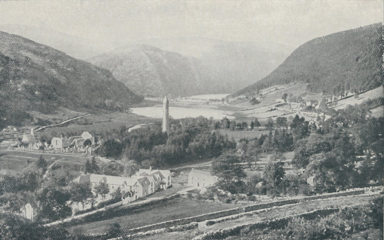 قرية أيرلندية جليندالوغ ، 1910 بواسطة عيد الحب وأولاده المحدودة