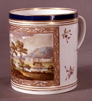 كوب بينكستون ، مطلي بمنظر تشاتسوورث ، c.1800 (بورسلين) بواسطة وليام بيلينجلي