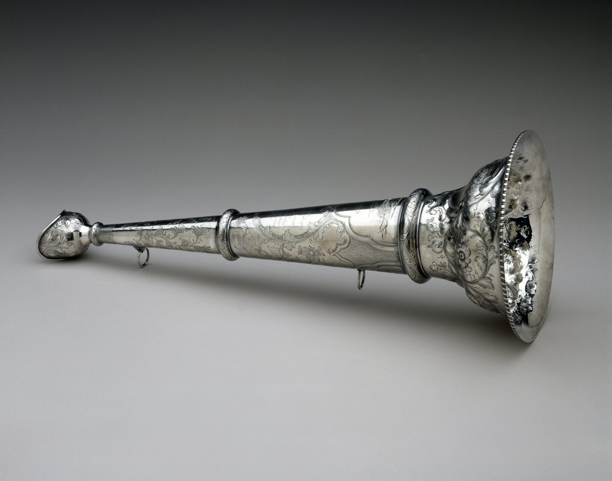 بوق رجل الإطفاء ، ج. 1857 (فضة) بواسطة وليام ادامز