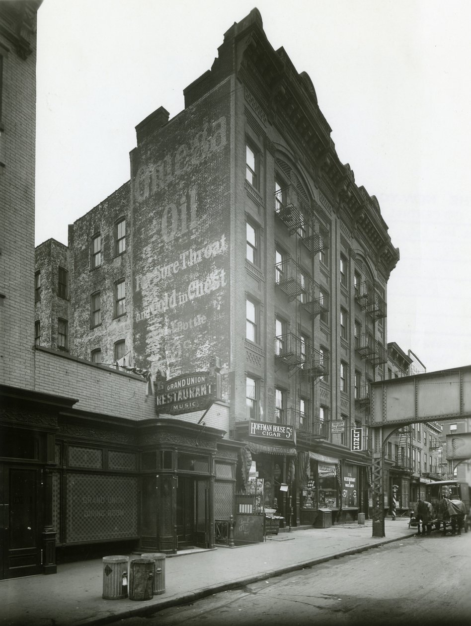 1807-1813 Park Avenue، 124-125th Street، 1915 بواسطة وليام ديفيس هاسلر