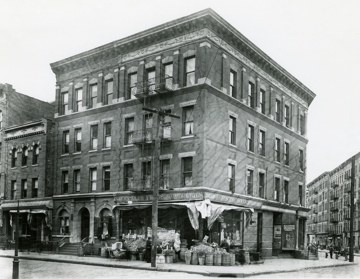 767 East 152nd Street ، 7 ديسمبر 1915 بواسطة وليام ديفيس هاسلر
