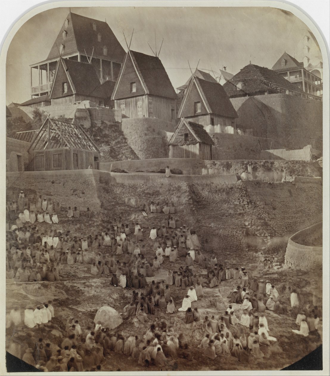 منظر ل Antsahatsiroa ، مدغشقر ، 1862-65. بواسطة وليام إليس