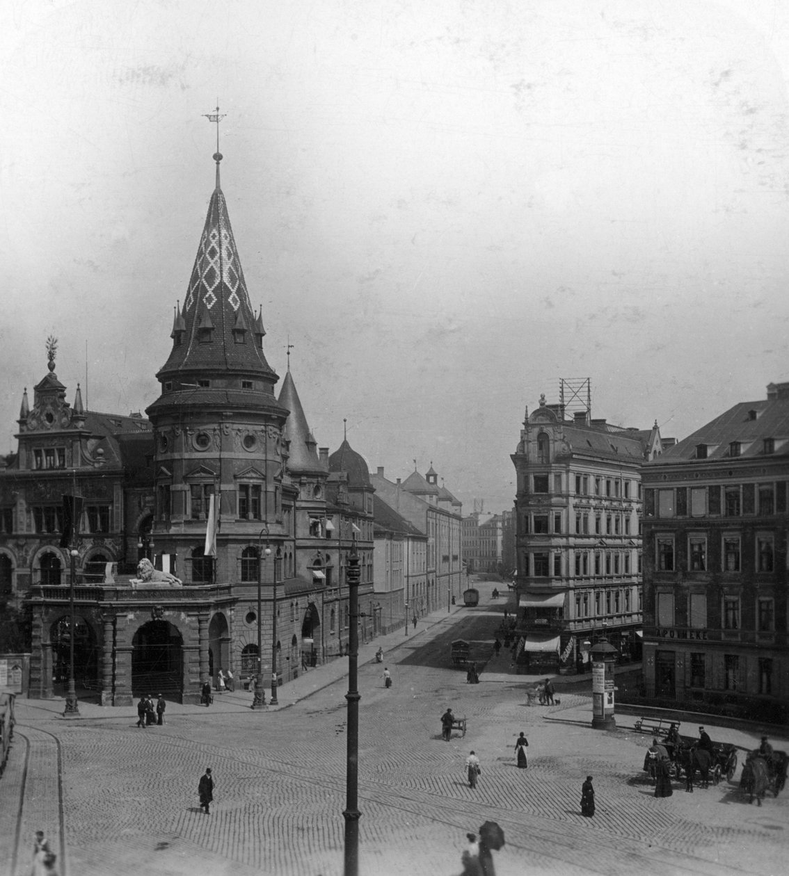Löwenbräu Keller و Stiglmaierplatz ، ميونيخ ، ألمانيا ، القرن العشرين. بواسطة ورتهل وأولاده