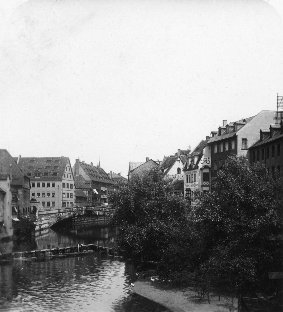 The Fleischbrucke Meat Bridge ، نورنبيرغ ، ألمانيا ، القرن التاسع عشر الميلادي. بواسطة ورتهل وأولاده