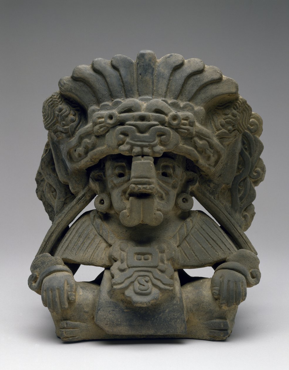 Urn with a Seated Ancestor, 600-900 AD (earthenware with slip) بواسطة زابوتيك زابوتيك