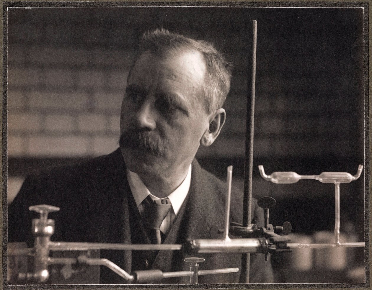 Herbert Brereton Baker, British chemist بواسطة فرديناند جورج والدمولر