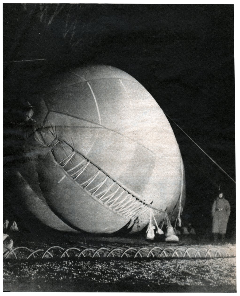 الإغلاق في باريس ، الحرب العالمية الثانية ، حوالي 1940-1943 بواسطة . .