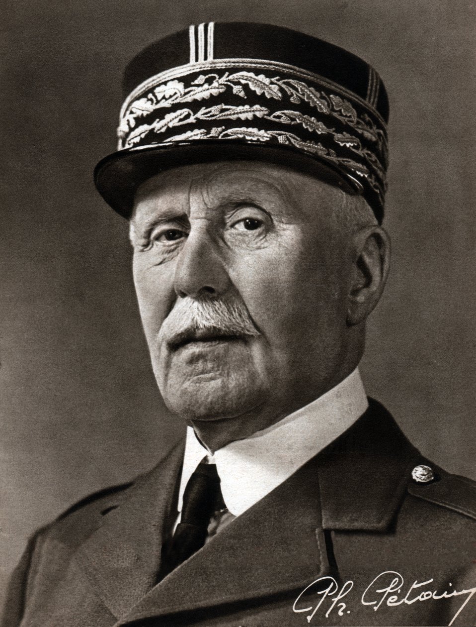 Marechal Philippe Petain. Marshall Philippe Petain. بواسطة فرديناند جورج والدمولر