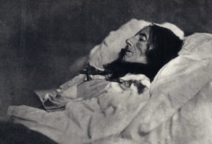 صورة للشاعرة مارسيلين ديسبوردس فالمور (ديسبوردس فالمور) (1786-1859) على فراش الموت. تصوير فيليكس تورناشون ديت نادار (1820-1910) في 1859. طباعة فيكتور تورناشون ، والد نادار ، أواخر القرن التاسع عشر. بواسطة نادار