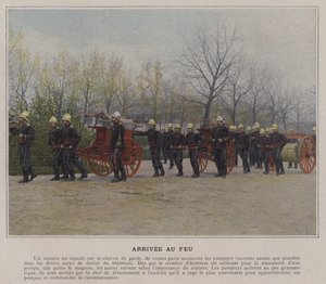Arrivee au feu (صورة ملونة) بواسطة (بعد) مصور فرنسي