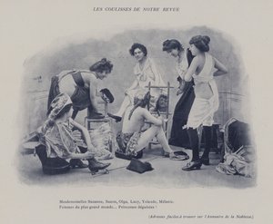 وراء الكواليس في مسرحتنا (صورة بالأبيض والأسود) بواسطة (بعد) مصور فرنسي