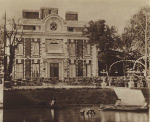 حدائق وبساتين Le Chateau-Rouge (صورة b / w) بواسطة (بعد) مصور فرنسي