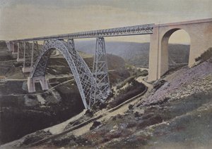 Viaduc de Garabit (صورة ملونة) بواسطة (بعد) مصور فرنسي