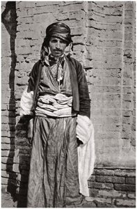 رجل قبيلة كردي من جنوب كردستان العراق ، 1925.
