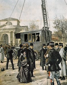 Guglielmo Marconi يساعد في ميلان في اختبار أول Stazione Radio Mobile. رسم إيضاحي لأخيل بلترامي لـ "Domenica del Corriere" (1906). نقش. بواسطة أخيل بيلترام