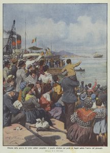 عودة من حرب الجنود المطرودين الأولى ، احتشد الناس في ميناء نابولي يحيون؟ بواسطة أخيل بيلترام