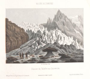 منظر لحجر Couvercle عند نهر Talèfre الجليدي Glacier du Talèfre au Couvercle (العنوان على الكائن) ذكرى شاموني مونت بلانك (عنوان المسلسل) متحف دو مونت بلانك (عنوان السلسلة على الكائن)