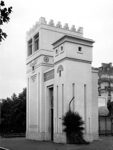 البيت الآشوري ، المعرض العالمي ، باريس ، 1889 بواسطة Adolphe Giraudon