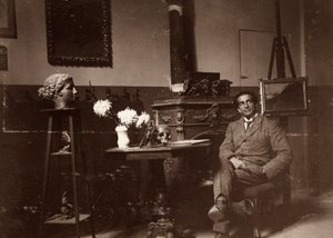 النحات ماريو بيلاجاتي في مرسمه ، فلورنسا ، 20/11/1920 (b / w photo) بواسطة ألبرتو فييرلي