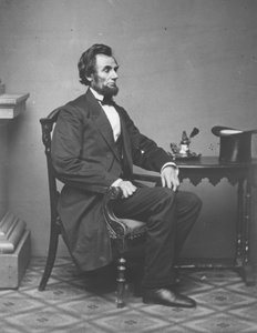 أبراهام لنكولن ، صورة كاملة الطول ، جالسًا ، 1861 بواسطة الكسندر جاردنر