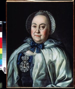 صورة للسيدة المنتظرة ، الكونتيسة ماريا أ. روميانتسيفا (1698-1788) (صورة للسيدة في الكونتيسة المنتظرة ماريا أ. روميانتسيفا). رسم أليكسي بتروفيتش أنتروبوف (1698-1788). زيت على قماش 62.5 × 48 سم