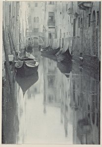 قليلا من البندقية ، سلبي 1894 ، نُشر عام 1898 (حفر ضوئي منغم) بواسطة ألفريد ستيجليتز