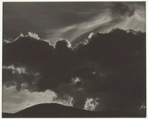 ما يعادله ، 1924. بواسطة ألفريد ستيجليتز