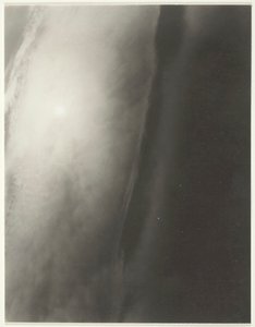 ما يعادله ، 1931. بواسطة ألفريد ستيجليتز