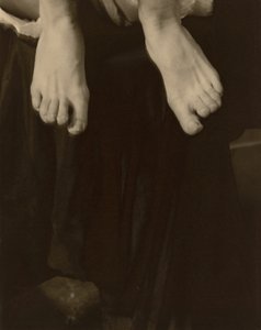 جورجيا أوكيفي - قدم 1918. بواسطة ألفريد ستيجليتز
