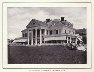 نيوبورت ، رود آيلاند: Beach Mound ، Residence of Benjamin Thaw (b / w photo) بواسطة المصور الأمريكي (بعد)