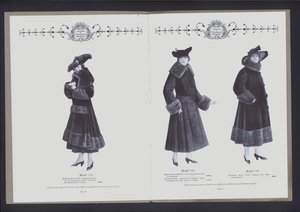 انتشار من صفحتين من The Theatre of Fur Fashion (صورة بالأبيض والأسود) بواسطة المصور الأمريكي (بعد)