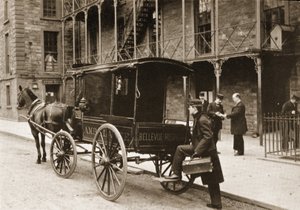 سيارة إسعاف في مستشفى بلفيو ، مدينة نيويورك ، 1896 بواسطة مصور أمريكي