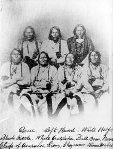 Bosse ، Left Hand ، White Wolf ، Black Kettle ، White Antelope ، Bull Bear ، Neva: Chiefs of Arapahoe ، Soiux ، Cheyenne and Kiowa ، c.1860-68 بواسطة مصور أمريكي