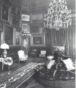 Drawing room of the Astor family house, Fifth Avenue, New York بواسطة مصور أمريكي