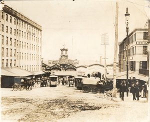 شارع السوق في واجهة نهر ديلاوير ، ج 1894 (طبعة زلال) بواسطة مصور أمريكي