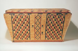 سلة هندسية من Woodland (ألياف منسوجة)