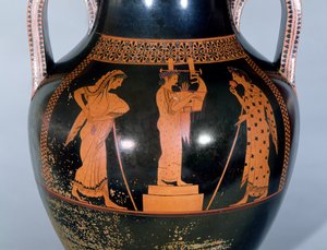 أمفورا العلية ذات الشكل الأحمر التي تصور أداء citharede في مسابقة موسيقية ، c.525-520 قبل الميلاد (سيراميك) بواسطة رسام Andokides
