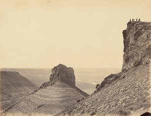  بواسطة أندرو جوزيف راسل