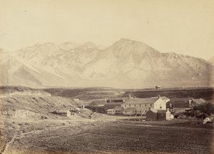  بواسطة أندرو جوزيف راسل