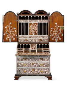 خزانة مكتب ، Vizagapatam ، حوالي 1720-30 (عاج ، خشب الساج ، خشب الأبنوس وصدفة السلحفاة)