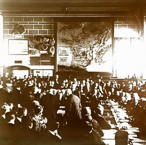 Photography - Stereoscopic glass plate on the First World War: Signing of the Treaty of Saint Germain on September 10 بواسطة مجهول مجهول
