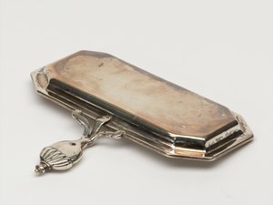 صينية شموع الشموع ، لوحة الذخائر ، c.1696 (صينية ، snuffer) بواسطة أنتوني نيلمي