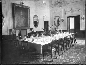 داخل السفارة البريطانية ، طهران ، 1880-1930