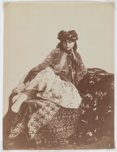 امرأة مستلقية بعمامة (طبعة زينية فضية)